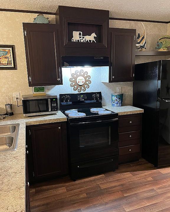2nd image of 2936 SW 90th Pl