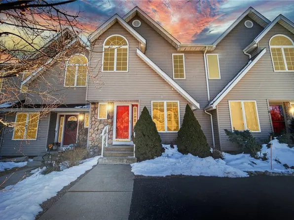63 Roundtree Court, Beacon, NY 12508