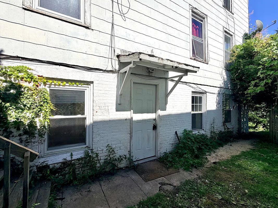 1 bed, 1.0 bath, 559 sqft, $1,300 — Photo 3