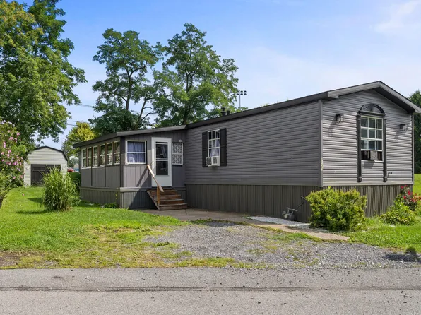 150 Roadrunner Dr, Bellwood, PA 16617