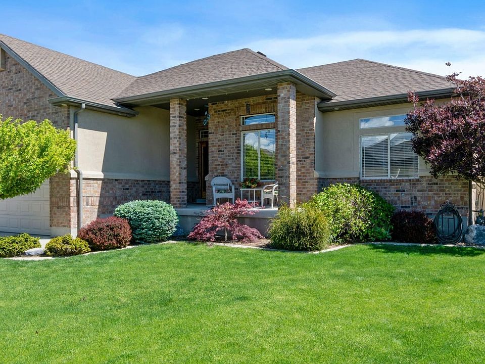 1st image of 3282 N Alpine Vista Way