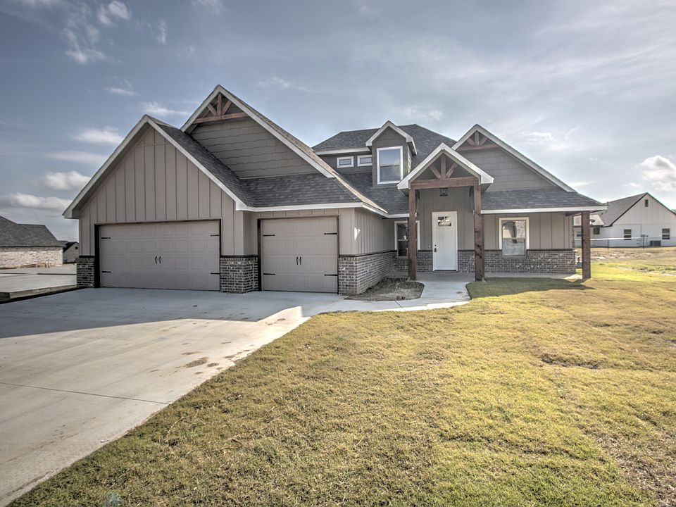 1st image of 2971 N Hilltop Dr