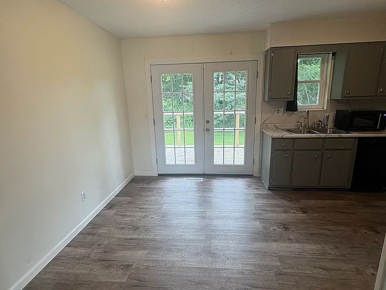 1711 Ridgewood Dr — Photo 9