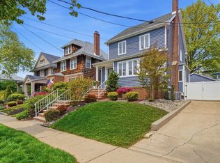 93 W 38th St, Bayonne, NJ 07002
