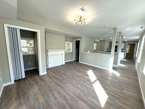 4th image of 1104 Kottman St #3