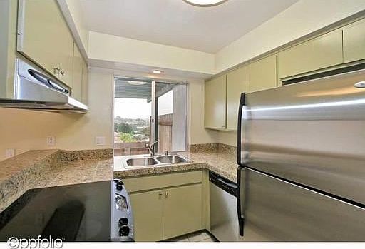4th image of 626 E Solana Cir