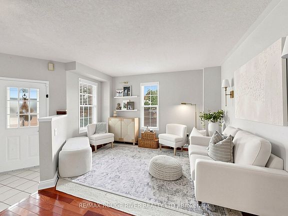 2nd image of 66 Tidewater Cres