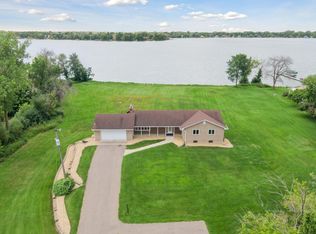 5 217th St N, Forest Lake, MN 55025