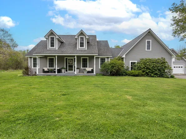33 McKinnon Road, Bucksport, ME 04416