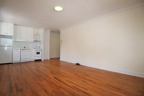 Rented by Corcoran | media 3