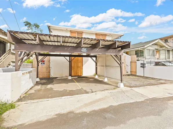 910 Factory St, Honolulu, HI 96819
