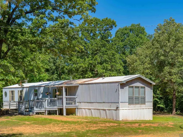 110 Cardinal Rd, Hallsville, TX 75650