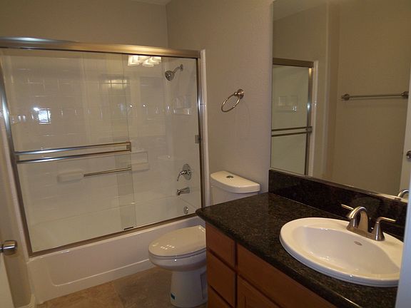 5th image of 138 S Bonnie Ave Unit 10