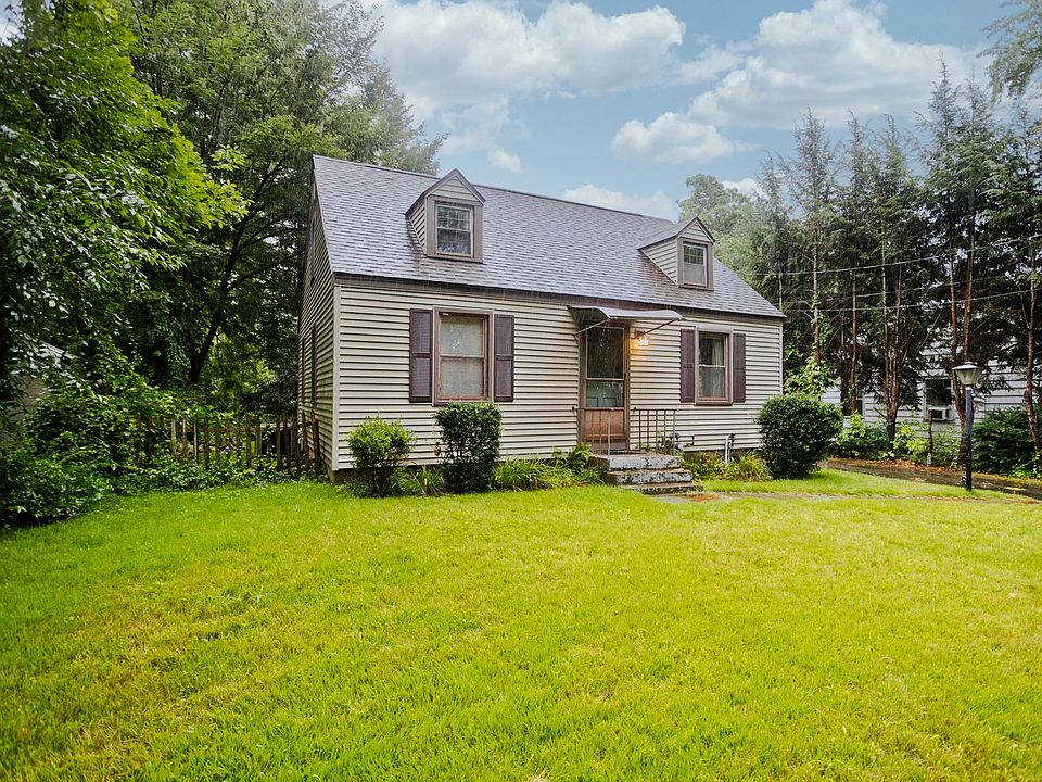 1st image of 55 Arden St