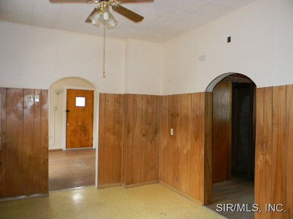 4th image of 2528 N 34th St