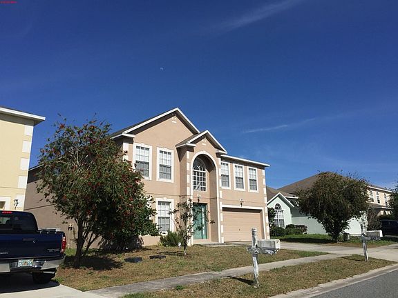 3rd image of 330 Thomasdale Ave