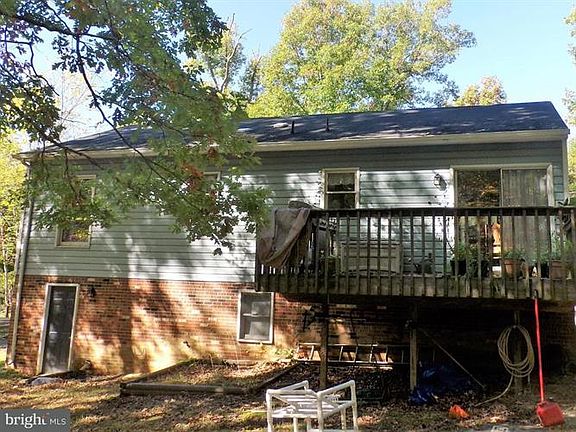 2nd image of 201 Monticello Cir