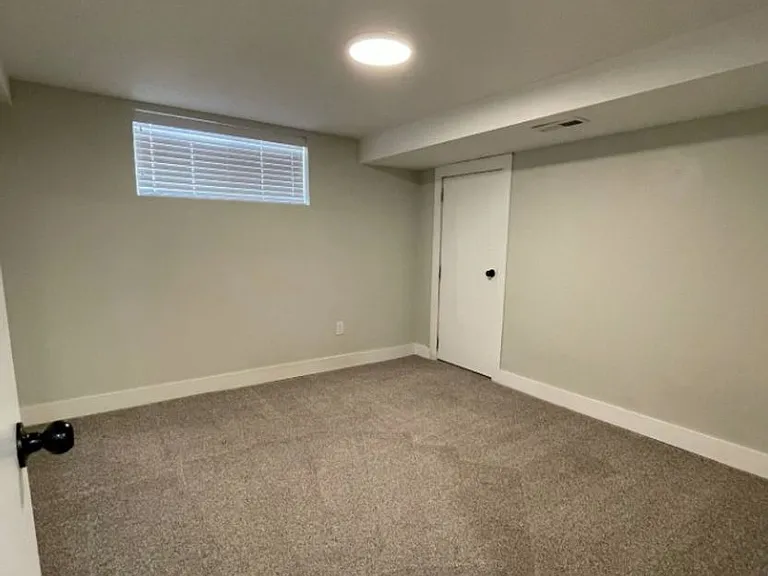333 N 500 W — Photo 15