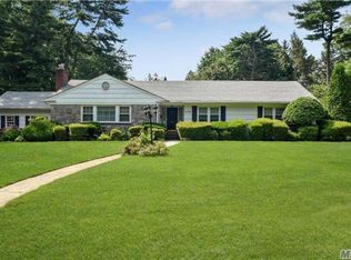 378 Stewart Ave, Garden City, NY 11530