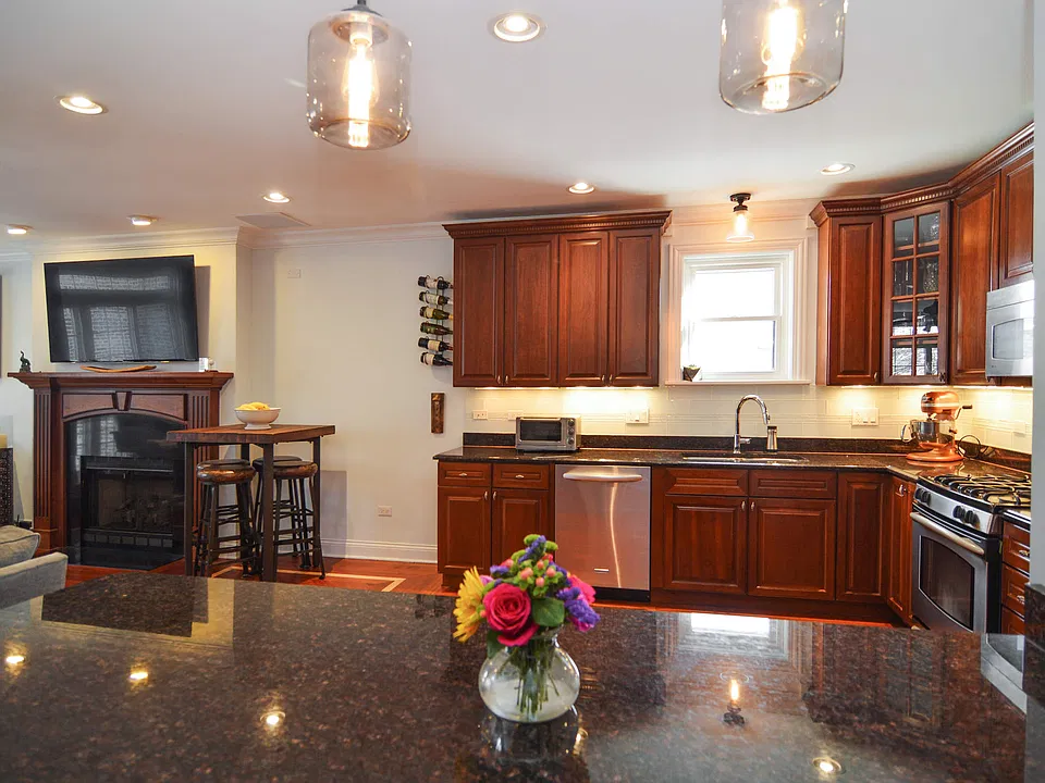 Kitchen / Living Room