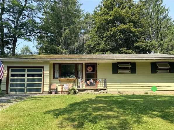 18 High St, Alfred, NY 14802