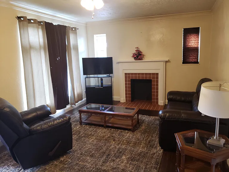 668 Forest Cir — Photo 6