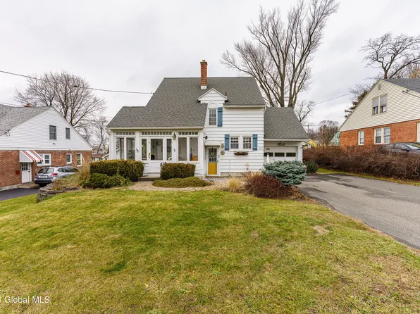 245 Madison Ave E, Rensselaer, NY 12144