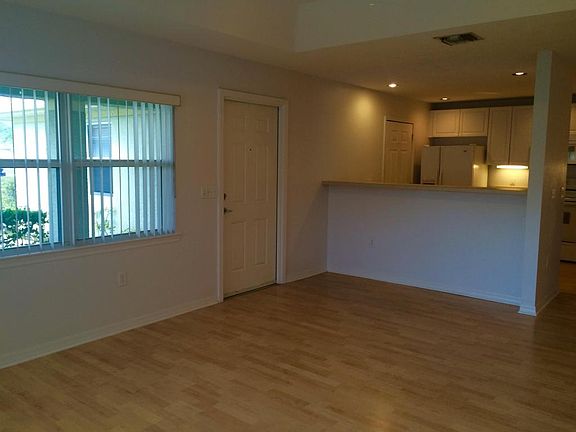 3rd image of 1737 N Dove Tail Dr