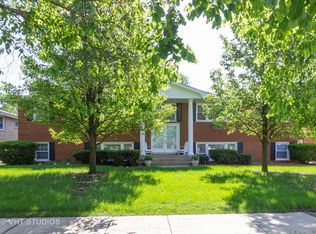624 Kungs Way, Joliet, IL 60435