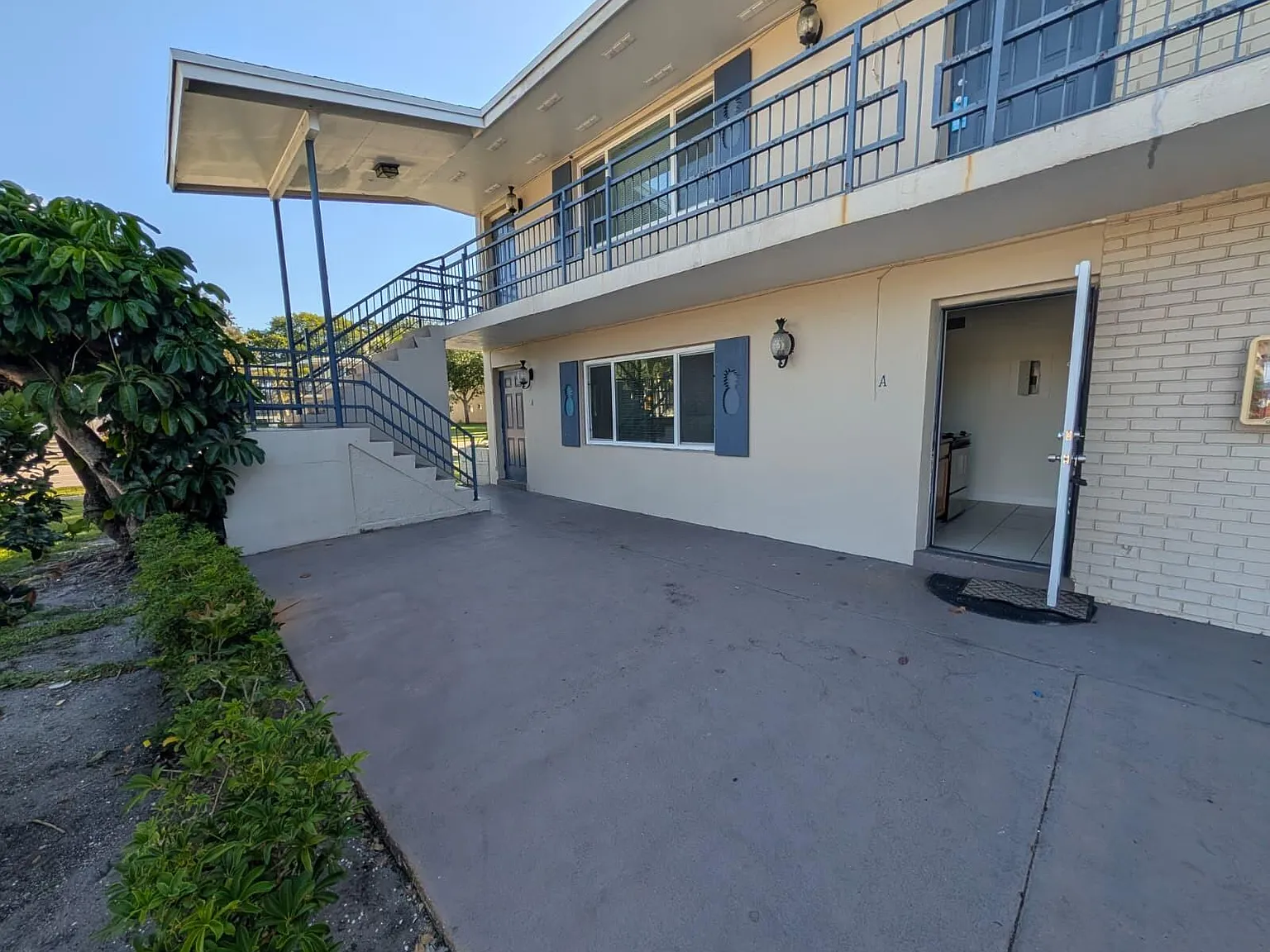 2 bed, 1.0 bath, 854 sqft, $1,750 — Photo 2