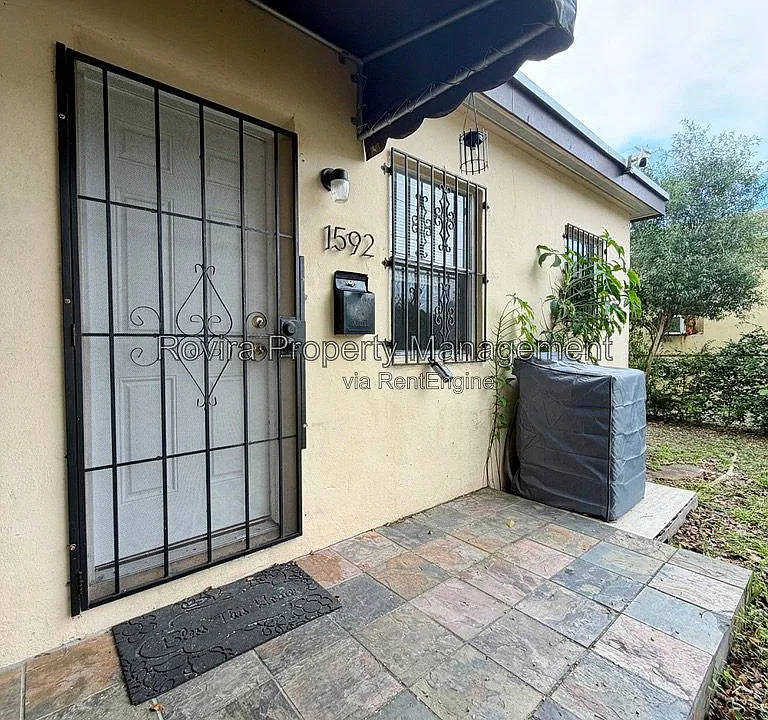1592 NW 56th St