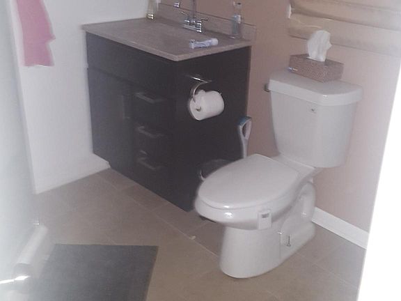 3rd image of 2530 N Bartlett Ave #1