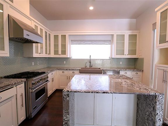5th image of 1104 Glenwood Ave