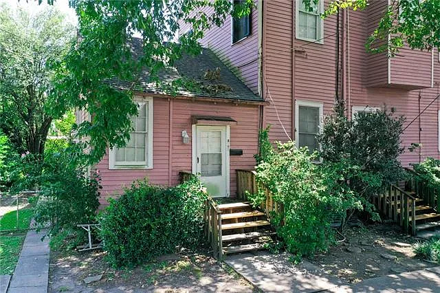 8207 Freret St — Photo 3
