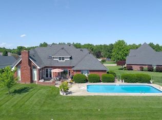 1501 Lisa Ln, Marion, IL 62959