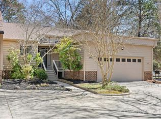 9007 Saint Croix Ln, Charlotte, NC 28277