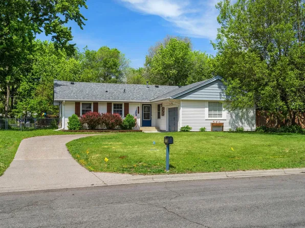 8416 Hinton Ave S, Cottage Grove, MN 55016