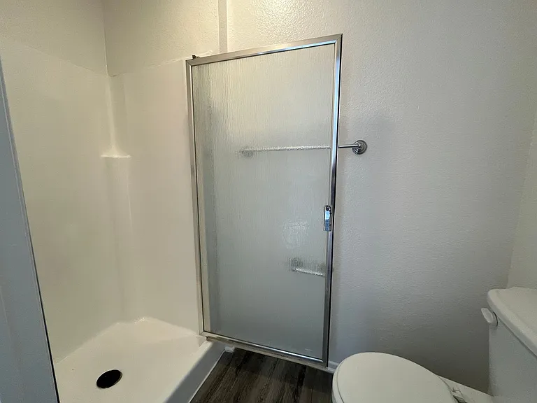 226 South Serrano — Photo 33