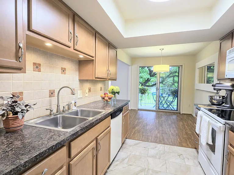 16810 Edloytom Way #175 — Photo 7