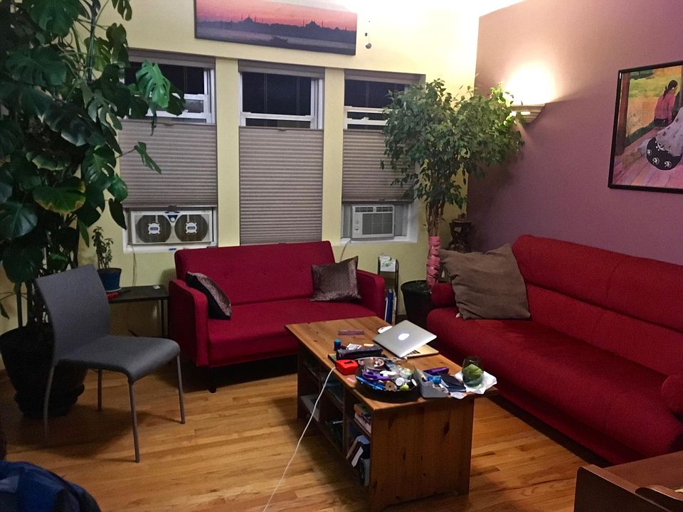 1st image of 3548 W Belle Plaine Ave