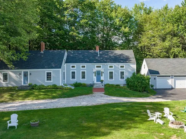 130 Dutton Hl, Gray, ME 04039