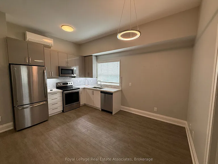 2548 Eglinton Ave W #3 — Photo 5