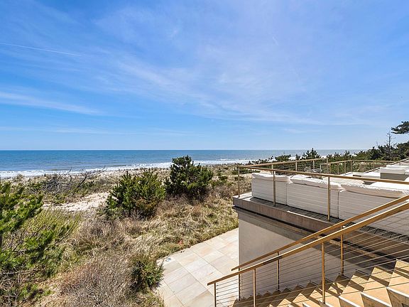 4th image of 319 Marine Blvd