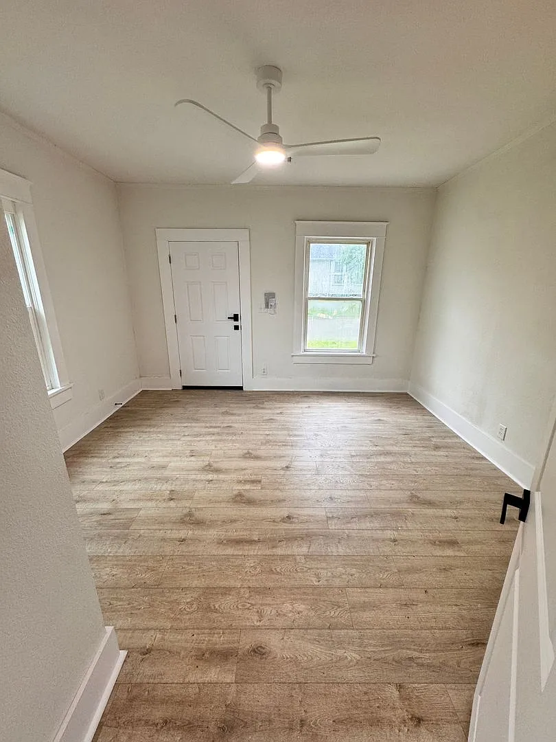 2 bed, 1.0 bath, 860 sqft, $1,100 — Photo 4