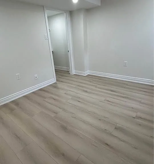 30 Babcock Cres #BASEMENT — Photo 8