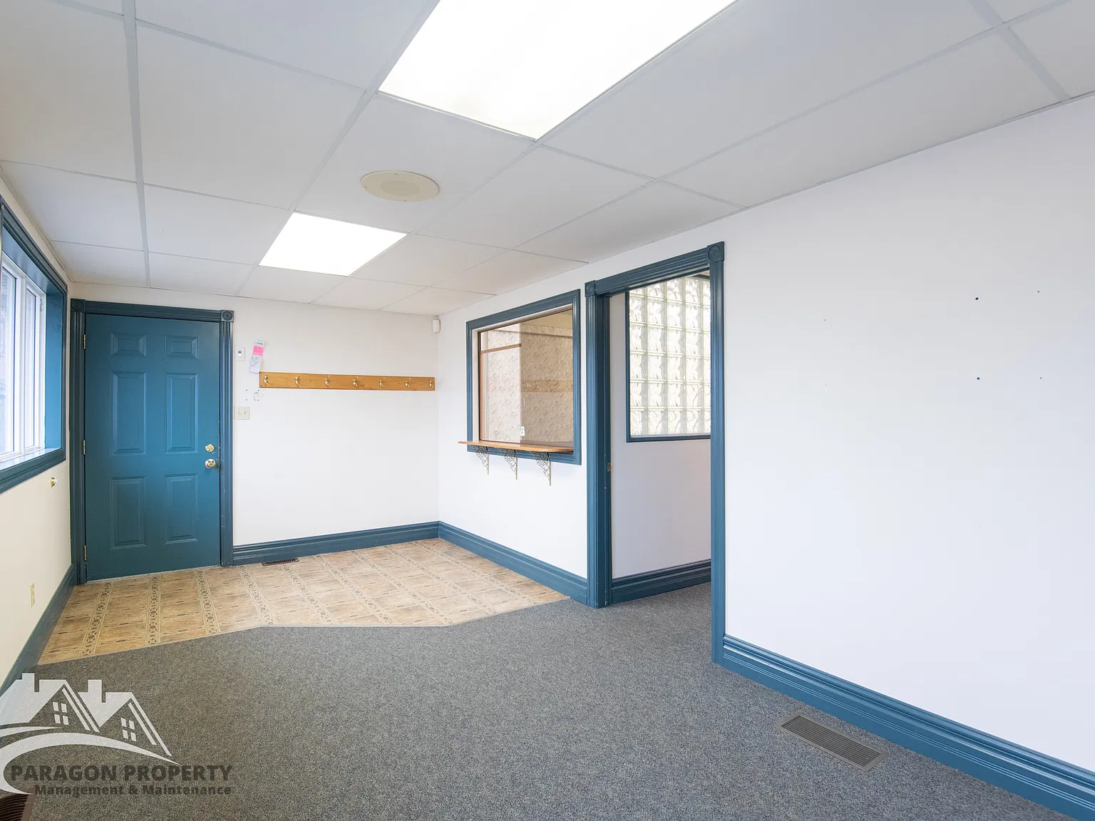 196 Grand Avenue West — Photo 4