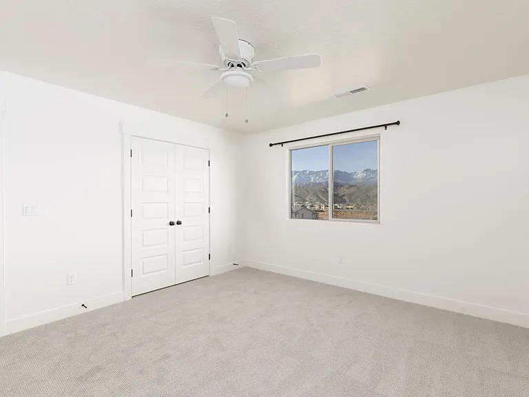 2838 W 500 N — Photo 44