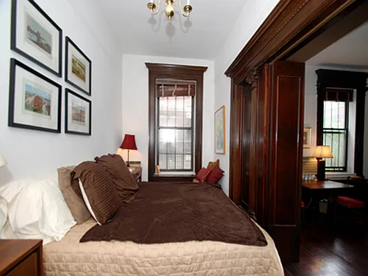 Rented by Buchbinder & Warren | media 10