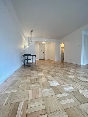 Rented by Oxford Property Group | media 14