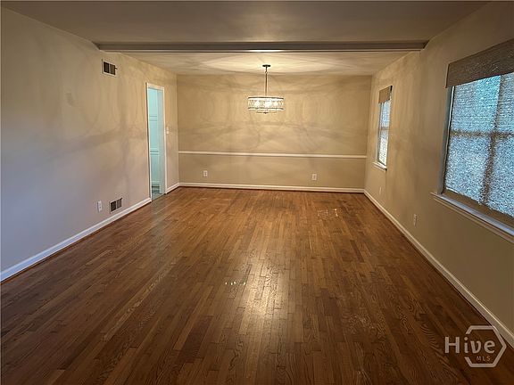 3rd image of 40 Azalea Avenue